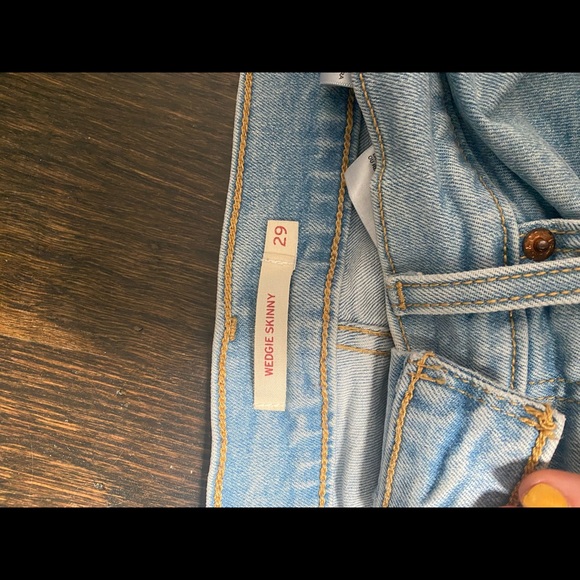 Levi’s wedgie skinny jeans - Picture 4 of 4